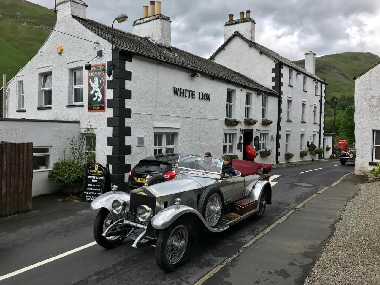 The White Lion Inn Penrith Exterior foto